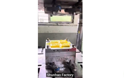 Máy và khuôn nén ổ cắm UF---Nhà máy Shunhao