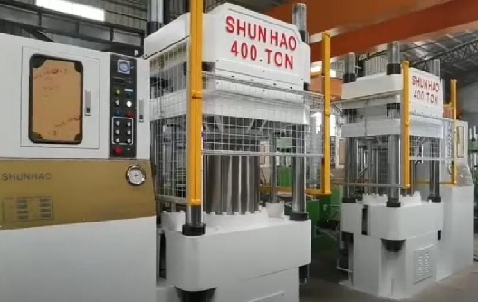 Máy ép ghế vệ sinh 400T